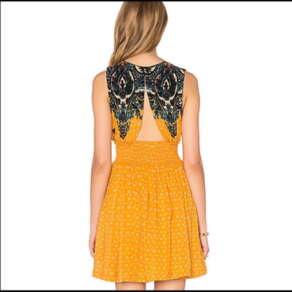 Free people short mustard yellow dress - Picture 2 of 6